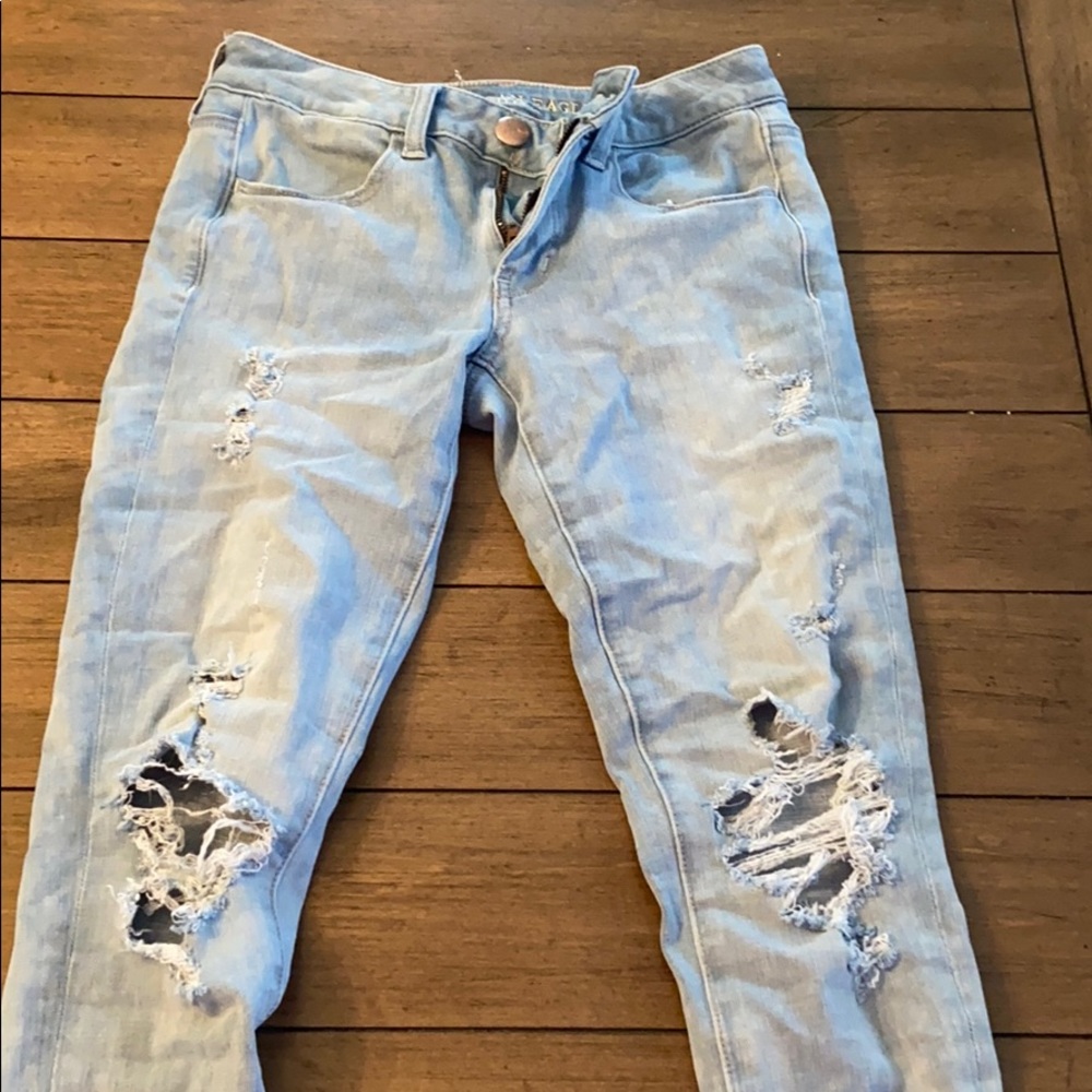 American eagle ripped skinny jeans